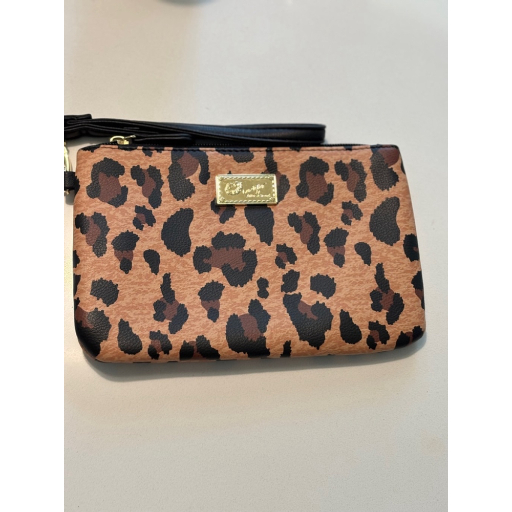 Betsey Johnson Leopard Print Wristlet - Picture 1 of 6
